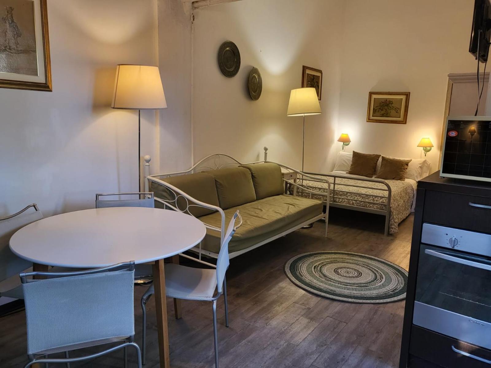 Wonderful Lake View Apartments With Pool With Breakfast Gardasee Torri Del Benaco Buitenkant foto